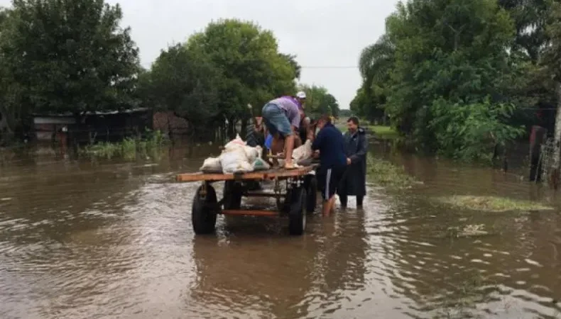 HAY 100 PERSONAS EVACUADAS POR EFECTOS DE LAS LLUVIAS EN EL INTERIOR