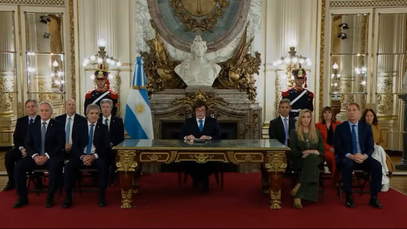 MILEI PRESENTÓ EL «CONJUNTO DE REFORMAS MÁS IMPORTANTE EN 91 AÑOS»